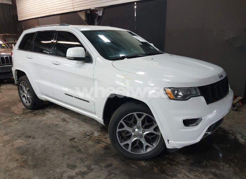 2018 Jeep Grand CHEROKEE STERLING EDITION 4X4 (VIN 1C4RJFBG0JC263185) main photo