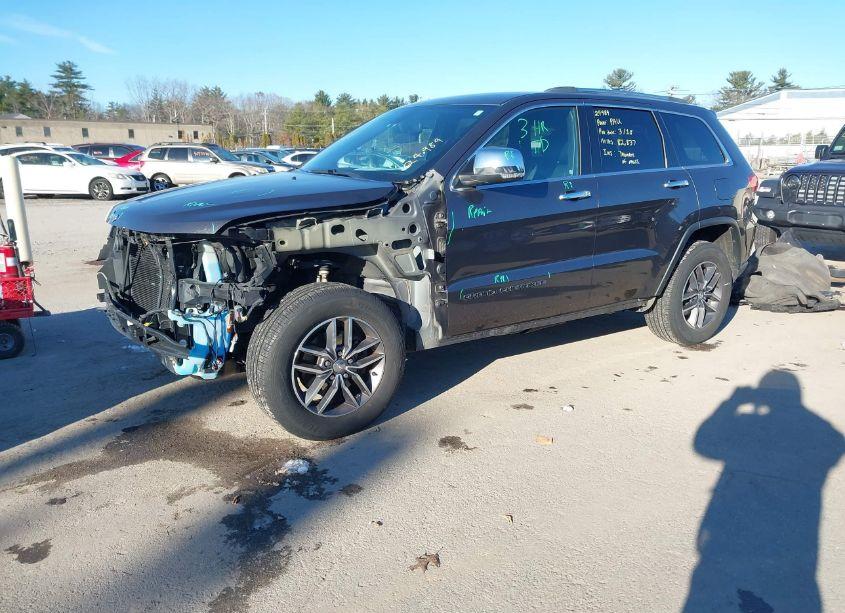 Photo 2 of 2018 Jeep Grand CHEROKEE LIMITED 4X4 (VIN 1C4RJFBG0JC370589)