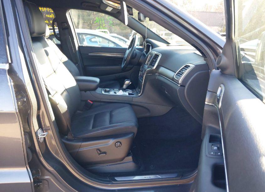 Photo 5 of 2018 Jeep Grand CHEROKEE LIMITED 4X4 (VIN 1C4RJFBG0JC370589)