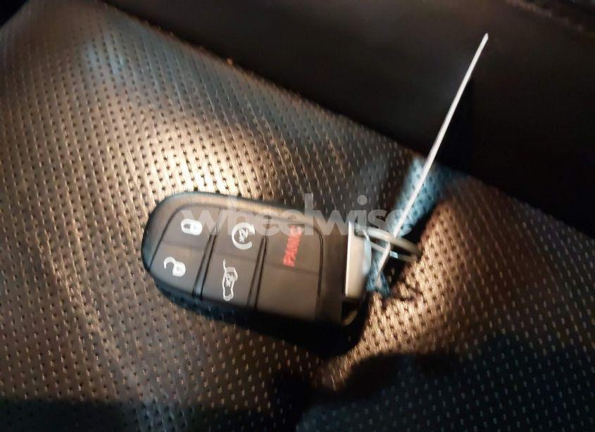 Photo 11 of 2019 Jeep Grand CHEROKEE LIMITED 4X4 (VIN 1C4RJFBG0KC600231)