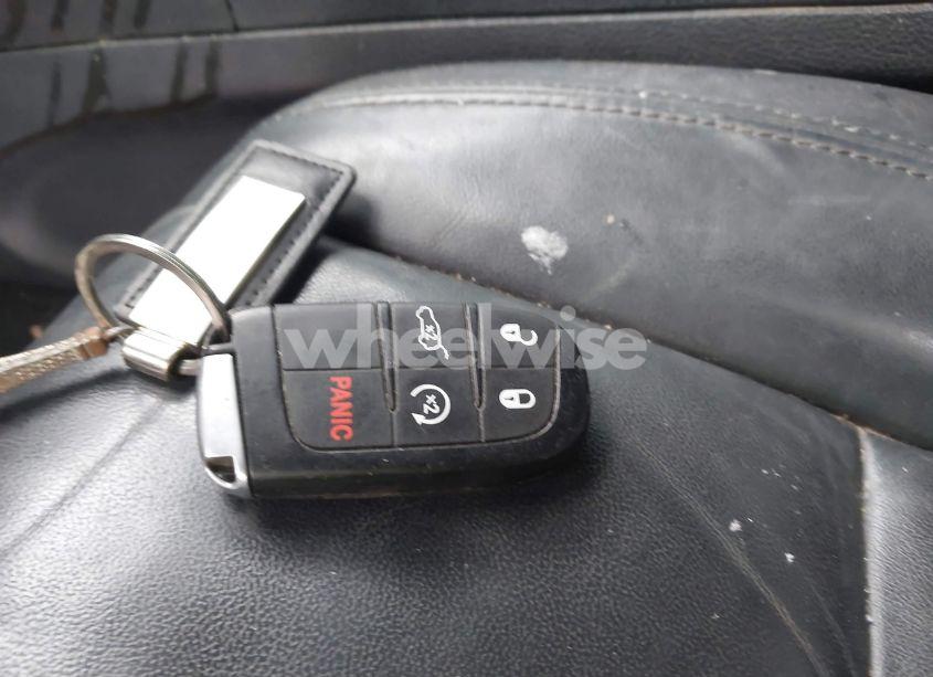 Photo 11 of 2019 Jeep Grand CHEROKEE LIMITED 4X4 (VIN 1C4RJFBG0KC854232)