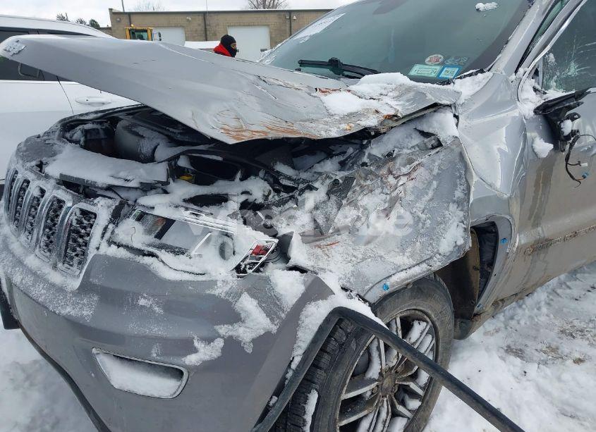 Photo 6 of 2019 Jeep Grand CHEROKEE LIMITED 4X4 (VIN 1C4RJFBG0KC854232)