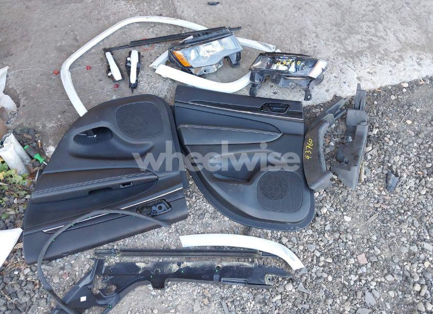 Photo 12 of 2021 Jeep Grand CHEROKEE 80TH ANNIVERSARY 4X4 (VIN 1C4RJFBG0MC585538)