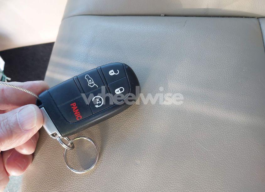 Photo 11 of 2021 Jeep Grand CHEROKEE LIMITED 4X4 (VIN 1C4RJFBG0MC801971)