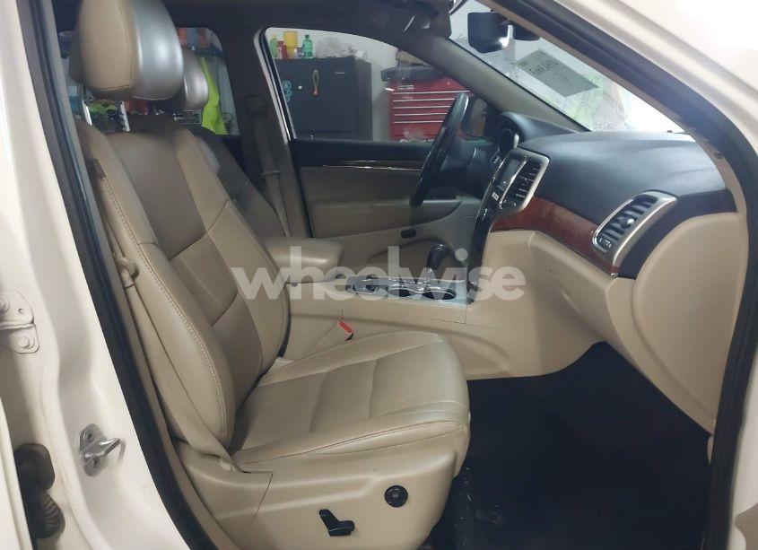 Photo 5 of 2012 Jeep Grand CHEROKEE LIMITED (VIN 1C4RJFBG1CC115792)