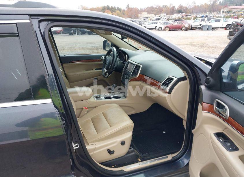 Photo 5 of 2013 Jeep Grand CHEROKEE LIMITED (VIN 1C4RJFBG1DC618482)