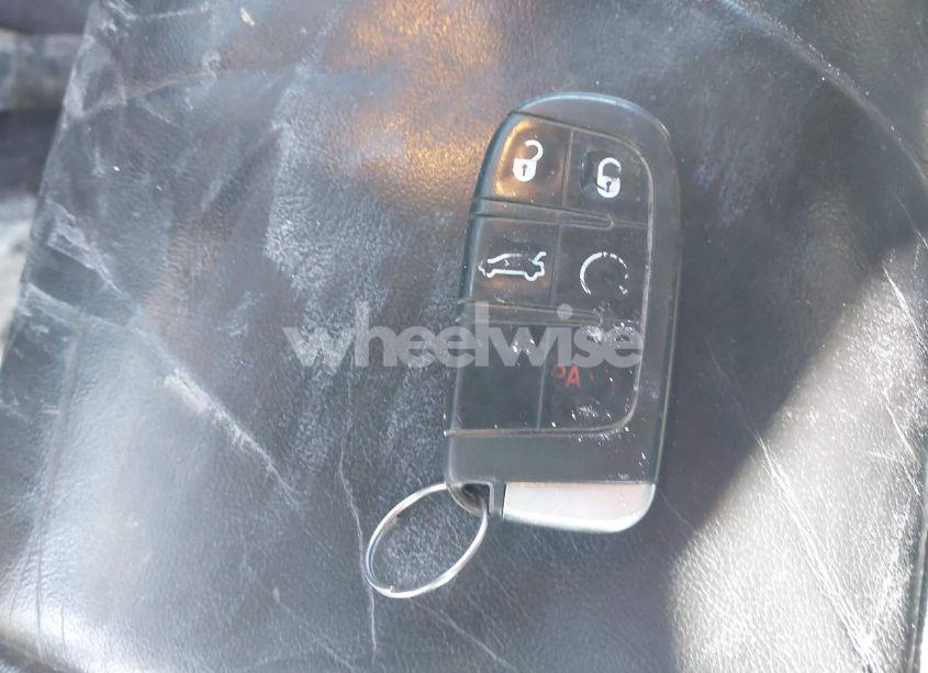 Photo 11 of 2015 Jeep Grand CHEROKEE LIMITED (VIN 1C4RJFBG1FC794905)