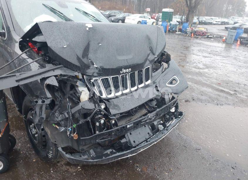 Photo 6 of 2015 Jeep Grand CHEROKEE LIMITED (VIN 1C4RJFBG1FC828941)