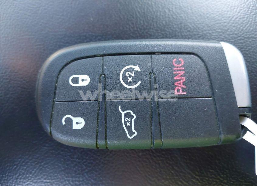 Photo 11 of 2016 Jeep Grand CHEROKEE LIMITED (VIN 1C4RJFBG1GC316954)