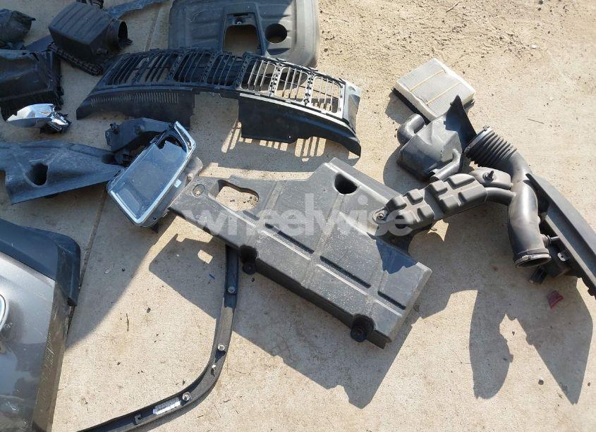 Photo 19 of 2016 Jeep Grand CHEROKEE LIMITED (VIN 1C4RJFBG1GC328439)