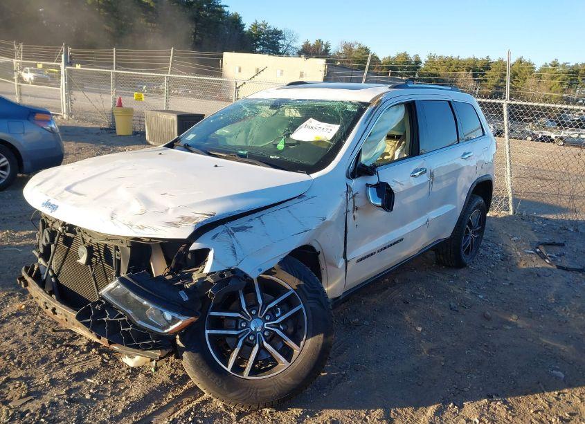 Photo 2 of 2017 Jeep Grand CHEROKEE LIMITED 4X4 (VIN 1C4RJFBG1HC822494)
