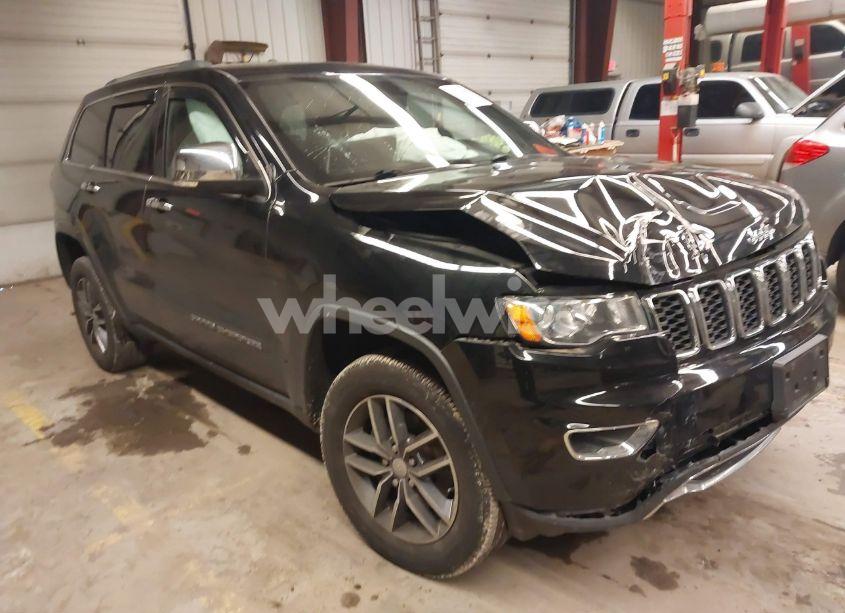 2018 Jeep Grand CHEROKEE LIMITED 4X4 (VIN 1C4RJFBG1JC357205) main photo
