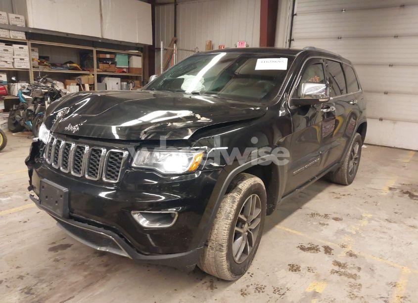 Photo 2 of 2018 Jeep Grand CHEROKEE LIMITED 4X4 (VIN 1C4RJFBG1JC357205)