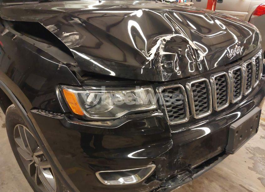 Photo 6 of 2018 Jeep Grand CHEROKEE LIMITED 4X4 (VIN 1C4RJFBG1JC357205)