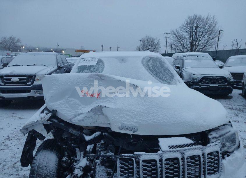 Photo 10 of 2018 Jeep Grand CHEROKEE LIMITED 4X4 (VIN 1C4RJFBG1JC454095)