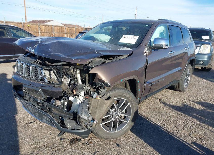 Photo 2 of 2018 Jeep Grand CHEROKEE LIMITED 4X4 (VIN 1C4RJFBG1JC459412)