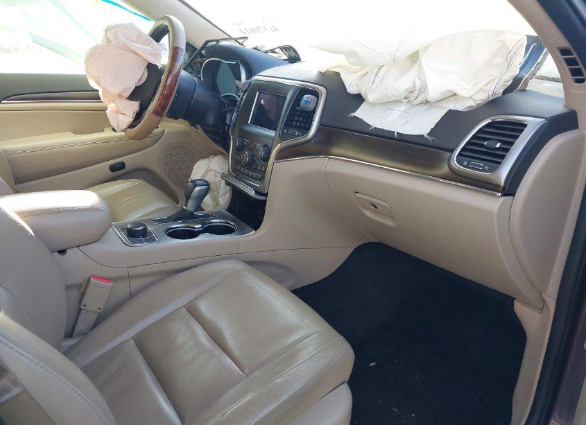 Photo 5 of 2018 Jeep Grand CHEROKEE LIMITED 4X4 (VIN 1C4RJFBG1JC459412)