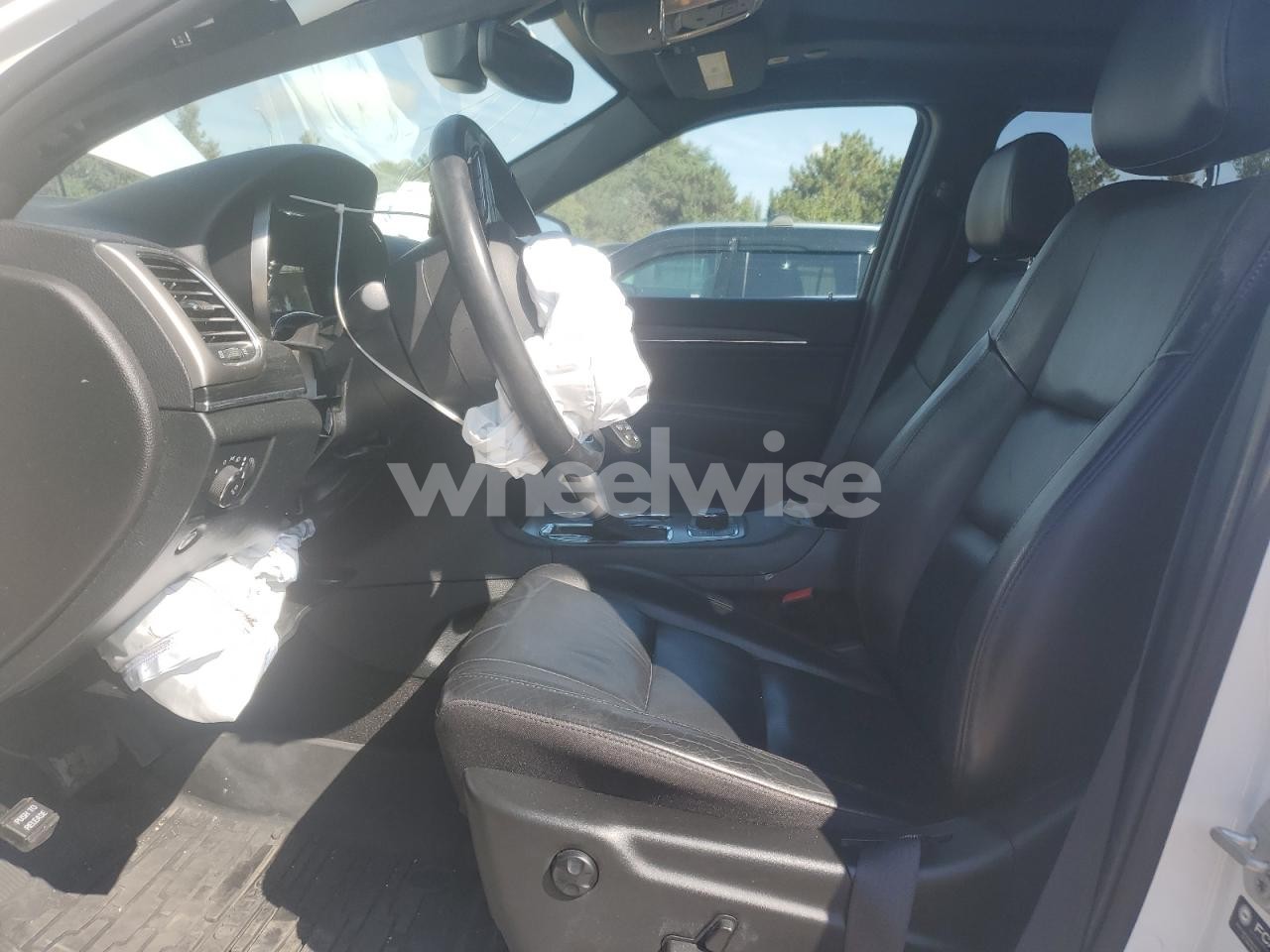 Photo 7 of 2022 JEEP GRAND CHEROKEE LIMITED (VIN 1C4RJFBG1NC143384)