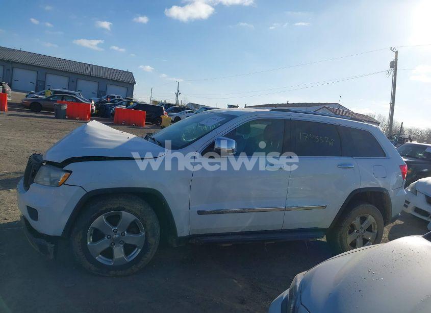 Photo 14 of 2013 Jeep Grand CHEROKEE LIMITED (VIN 1C4RJFBG2DC638790)