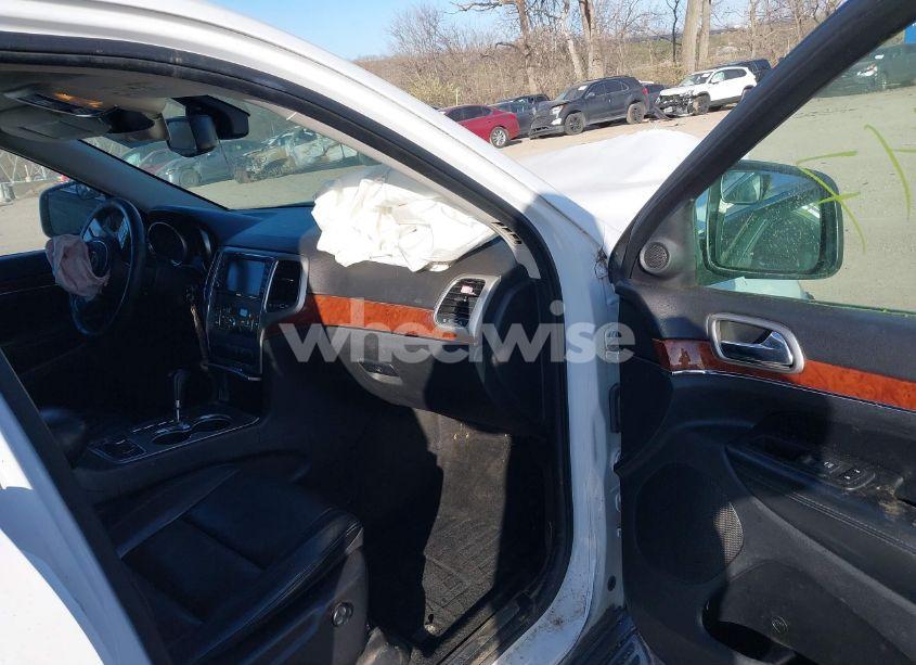 Photo 5 of 2013 Jeep Grand CHEROKEE LIMITED (VIN 1C4RJFBG2DC638790)