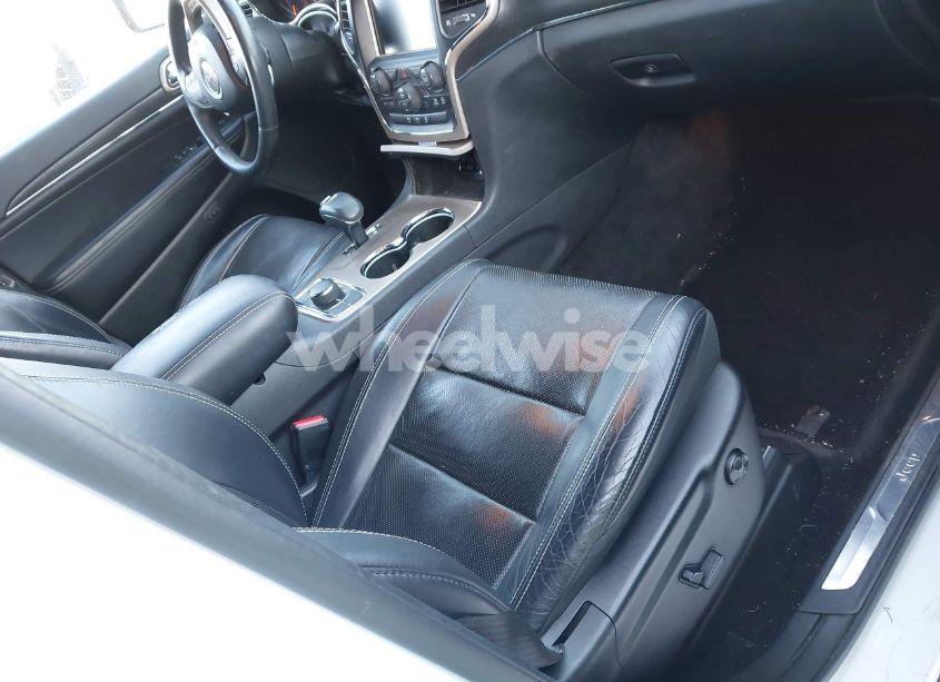 Photo 5 of 2015 Jeep Grand CHEROKEE LIMITED (VIN 1C4RJFBG2FC728847)