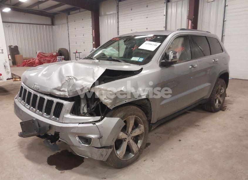 Photo 2 of 2015 Jeep Grand CHEROKEE LIMITED (VIN 1C4RJFBG2FC925548)