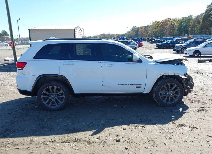 Photo 14 of 2016 Jeep Grand CHEROKEE LIMITED 75TH ANNIVERSARY (VIN 1C4RJFBG2GC441350)