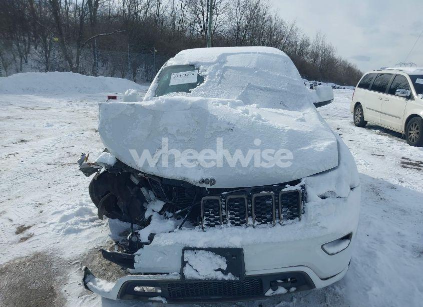 Photo 13 of 2017 Jeep Grand CHEROKEE LIMITED 75TH ANNIVERSARY EDITION 4X4 (VIN 1C4RJFBG2HC719567)