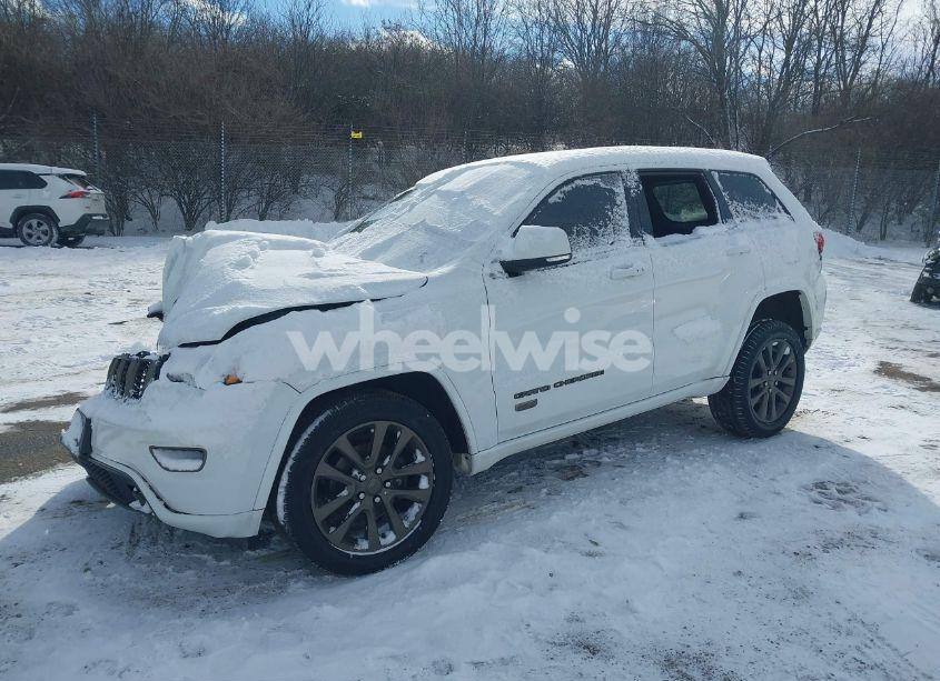 Photo 2 of 2017 Jeep Grand CHEROKEE LIMITED 75TH ANNIVERSARY EDITION 4X4 (VIN 1C4RJFBG2HC719567)