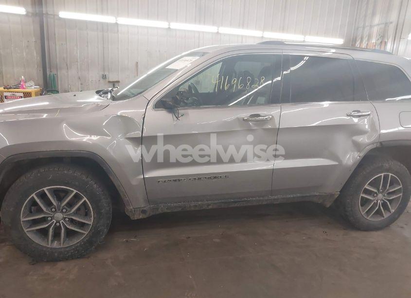 Photo 6 of 2017 Jeep Grand CHEROKEE LIMITED 4X4 (VIN 1C4RJFBG2HC885202)