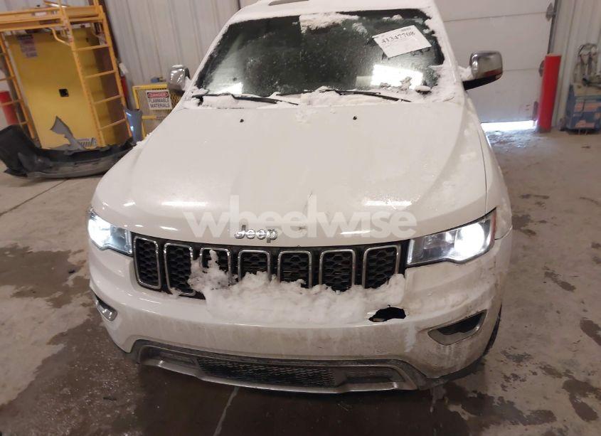 Photo 12 of 2017 Jeep Grand CHEROKEE (VIN 1C4RJFBG2HC949075)