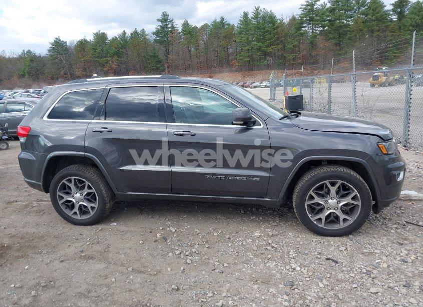 Photo 12 of 2018 Jeep Grand CHEROKEE STERLING EDITION 4X4 (VIN 1C4RJFBG2JC135286)