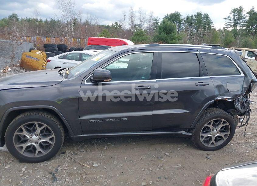 Photo 13 of 2018 Jeep Grand CHEROKEE STERLING EDITION 4X4 (VIN 1C4RJFBG2JC135286)