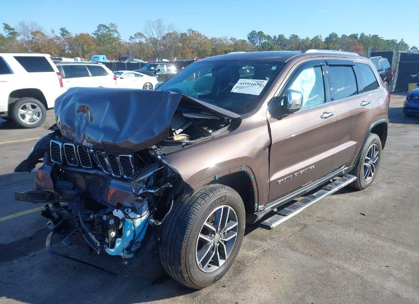 Photo 2 of 2018 Jeep Grand CHEROKEE LIMITED 4X4 (VIN 1C4RJFBG2JC504504)