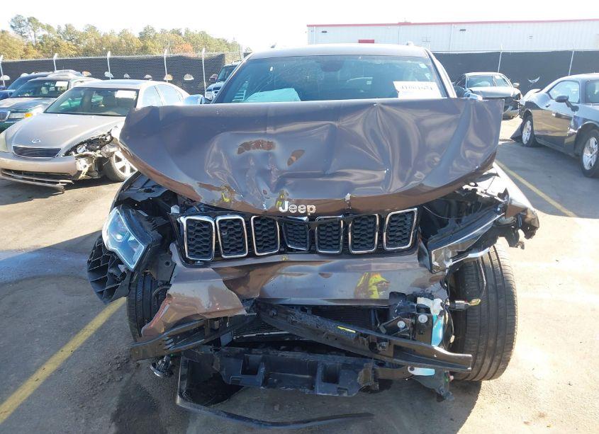 Photo 6 of 2018 Jeep Grand CHEROKEE LIMITED 4X4 (VIN 1C4RJFBG2JC504504)