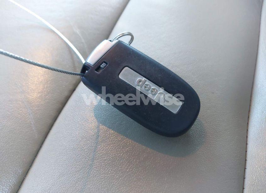 Photo 11 of 2019 Jeep Grand CHEROKEE LIMITED 4X4 (VIN 1C4RJFBG2KC834001)