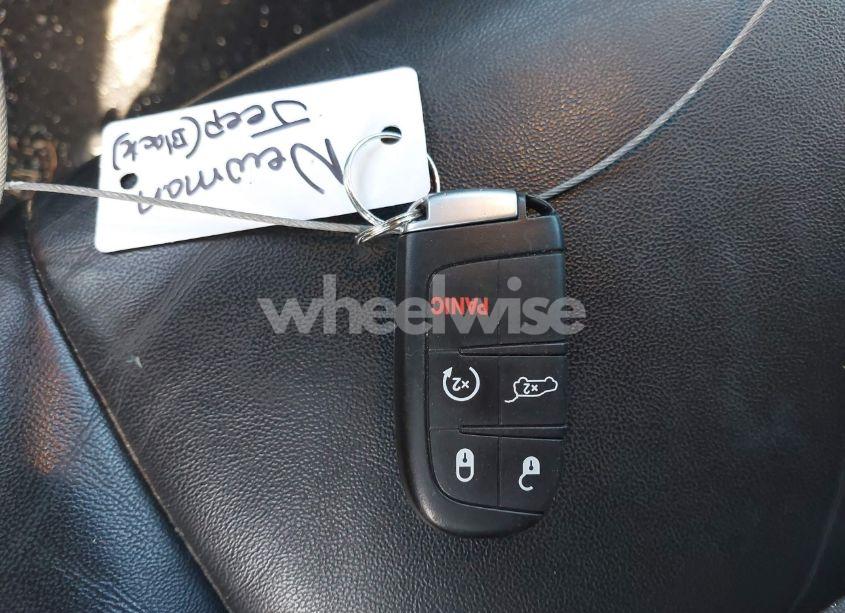 Photo 11 of 2021 Jeep Grand CHEROKEE LIMITED 4X4 (VIN 1C4RJFBG2MC731163)