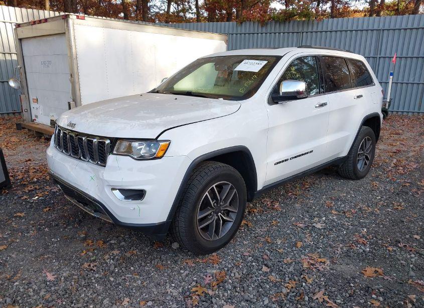 Photo 2 of 2022 Jeep Grand CHEROKEE LIMITED (VIN 1C4RJFBG2NC111415)