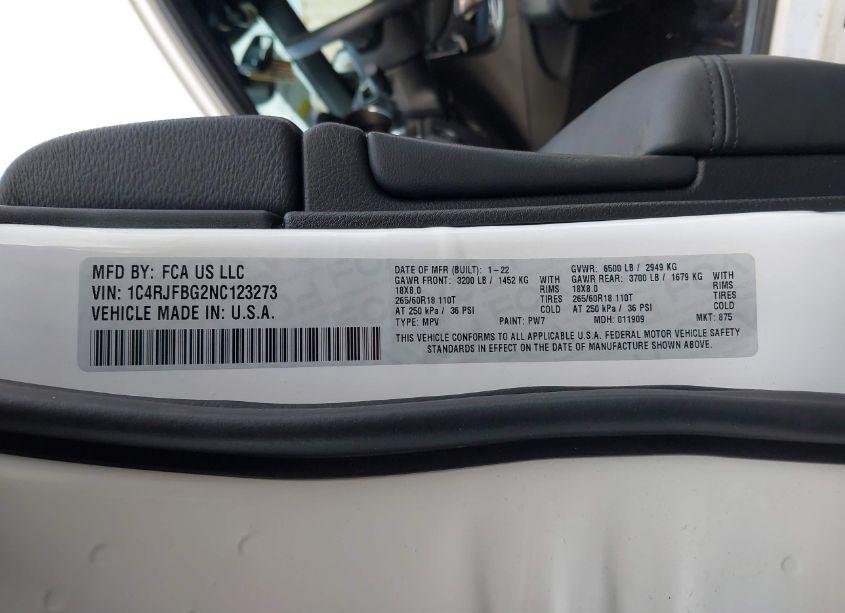 Photo 9 of 2022 Jeep Grand CHEROKEE WK LIMITED 4X4 (VIN 1C4RJFBG2NC123273)