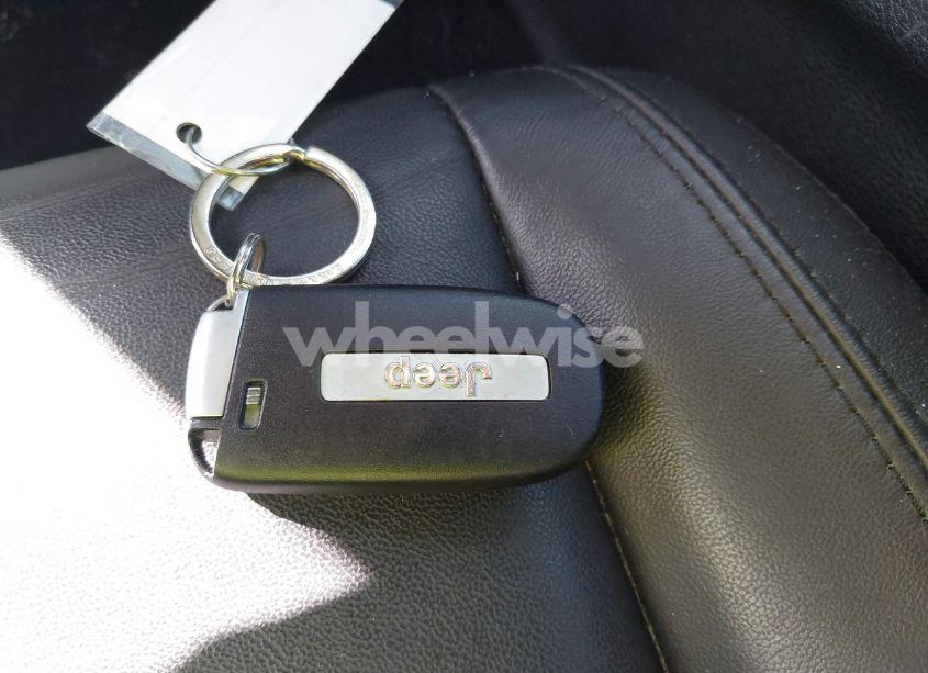 Photo 11 of 2022 Jeep Grand CHEROKEE WK LIMITED 4X4 (VIN 1C4RJFBG2NC143233)