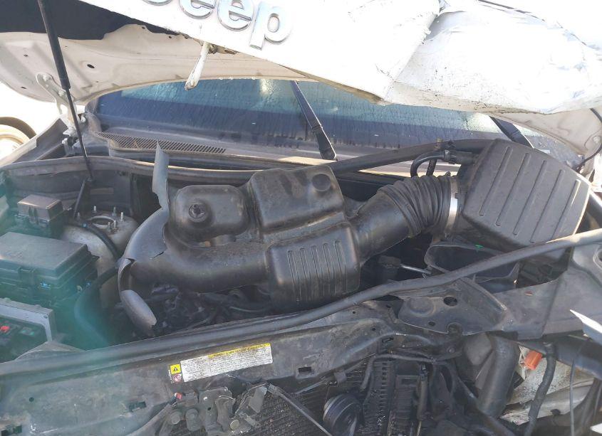 Photo 10 of 2012 Jeep Grand CHEROKEE LIMITED (VIN 1C4RJFBG3CC174391)