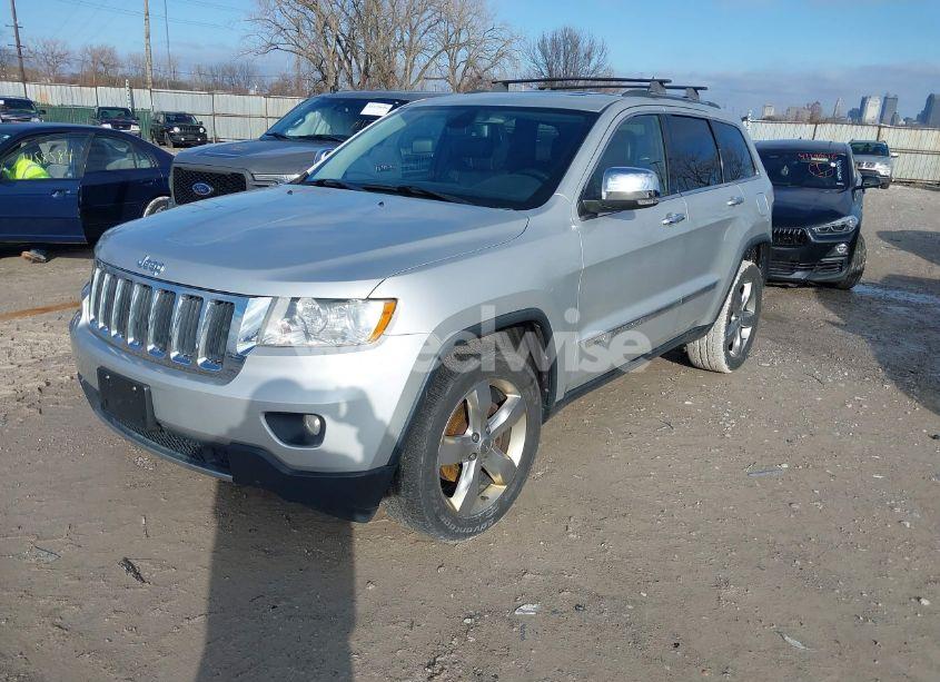 Photo 2 of 2013 Jeep Grand CHEROKEE LIMITED (VIN 1C4RJFBG3DC503642)