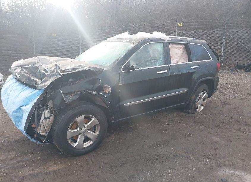 Photo 2 of 2013 Jeep Grand CHEROKEE LIMITED (VIN 1C4RJFBG3DC643951)