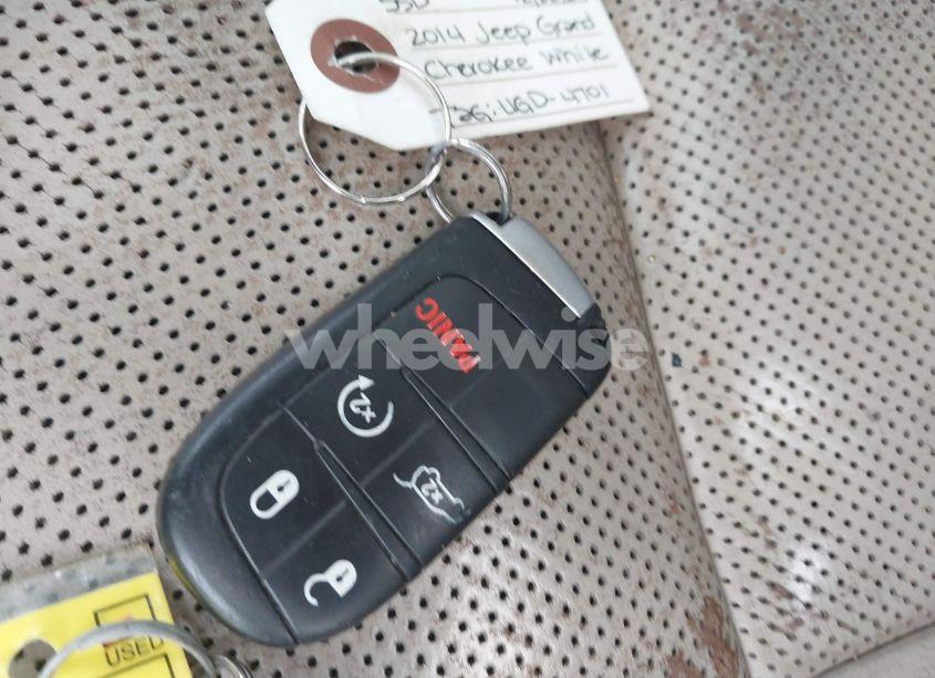 Photo 11 of 2014 Jeep Grand CHEROKEE LIMITED (VIN 1C4RJFBG3EC238027)