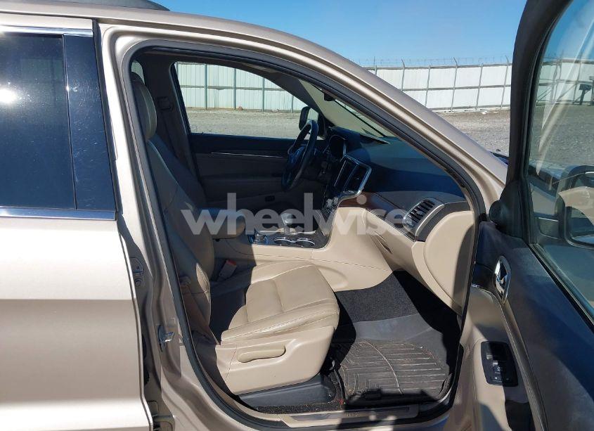 Photo 5 of 2014 Jeep Grand CHEROKEE LIMITED (VIN 1C4RJFBG3EC526856)