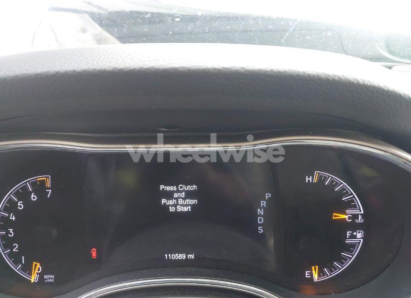 Photo 7 of 2015 Jeep Grand CHEROKEE LIMITED (VIN 1C4RJFBG3FC671803)