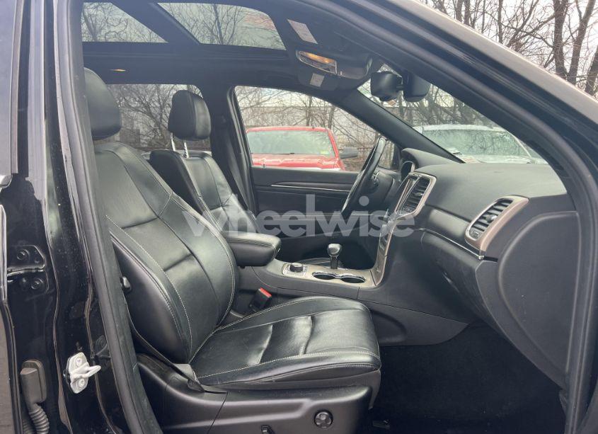 Photo 5 of 2015 Jeep Grand CHEROKEE LIMITED (VIN 1C4RJFBG3FC827628)