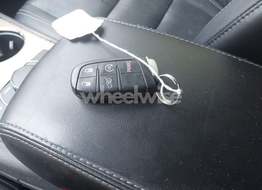 Photo 11 of 2015 Jeep Grand CHEROKEE LIMITED (VIN 1C4RJFBG3FC894245)