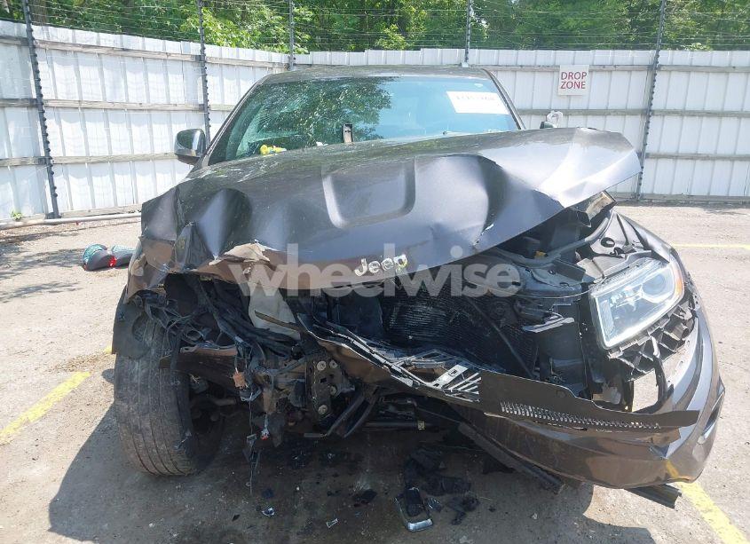 Photo 12 of 2015 Jeep Grand CHEROKEE LIMITED (VIN 1C4RJFBG3FC894245)