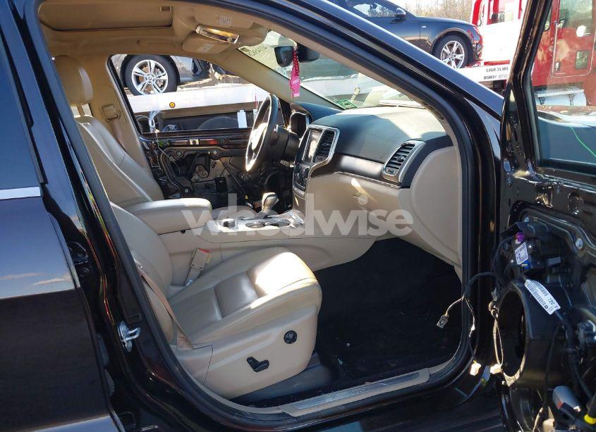 Photo 5 of 2017 Jeep Grand CHEROKEE LIMITED 4X4 (VIN 1C4RJFBG3HC734627)